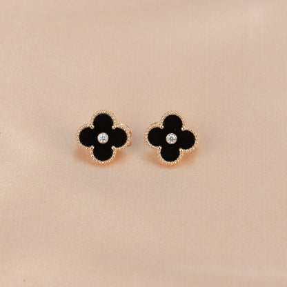 [Elowen Jewels]CLOVER MEDIUM 1 MOTIFS ONYX DIAMOND EARRINGS