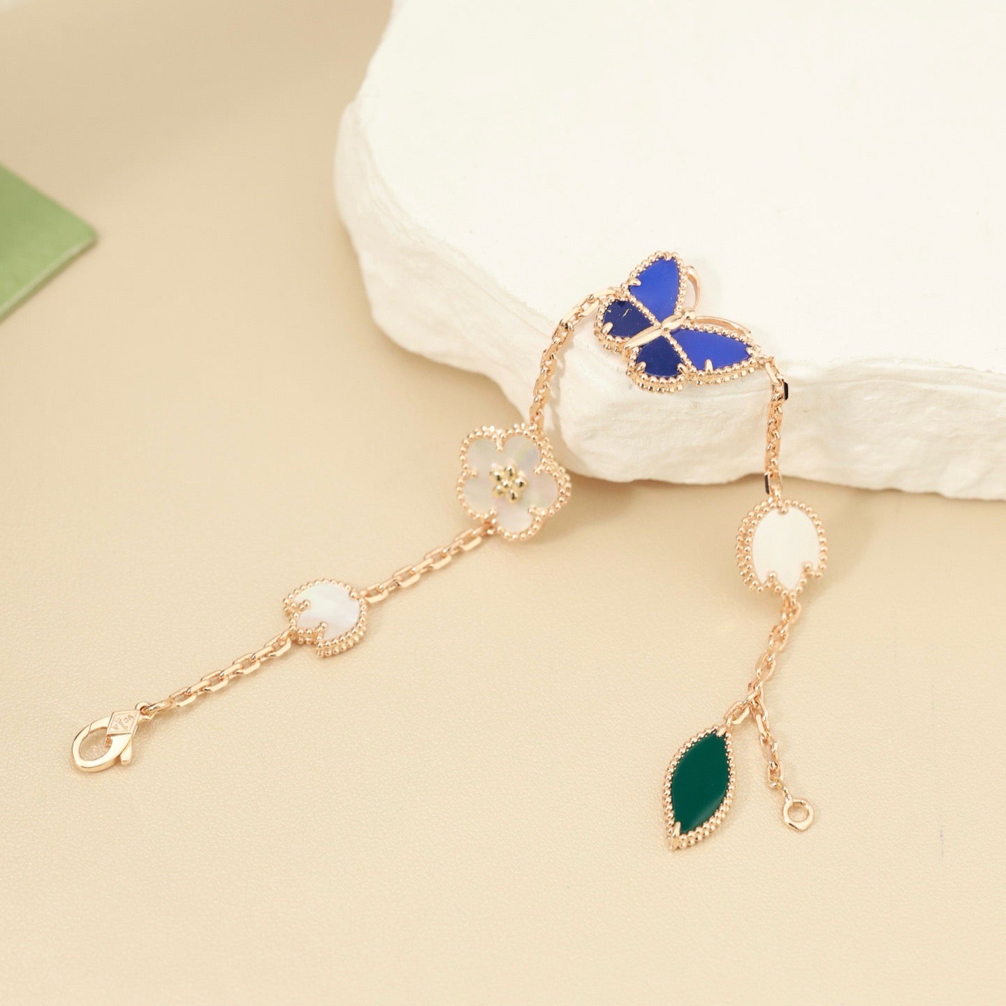 [Elowen Jewels]LUCKY SPRING BUTTERFLY 5 MOTIF BRACELET
