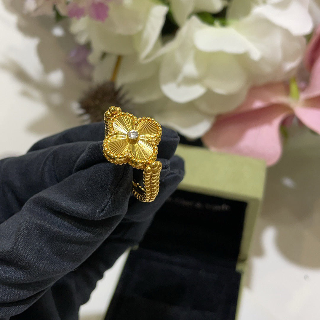 [Elowen Jewels]CLOVER RIVERSIBLE BLUE AGATE RING