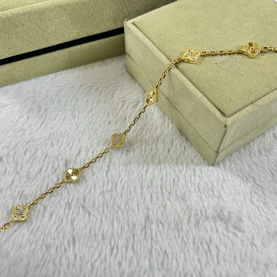 [Elowen Jewels]CLOVER 6 MOTIF DIAMOND LASER BRACELET