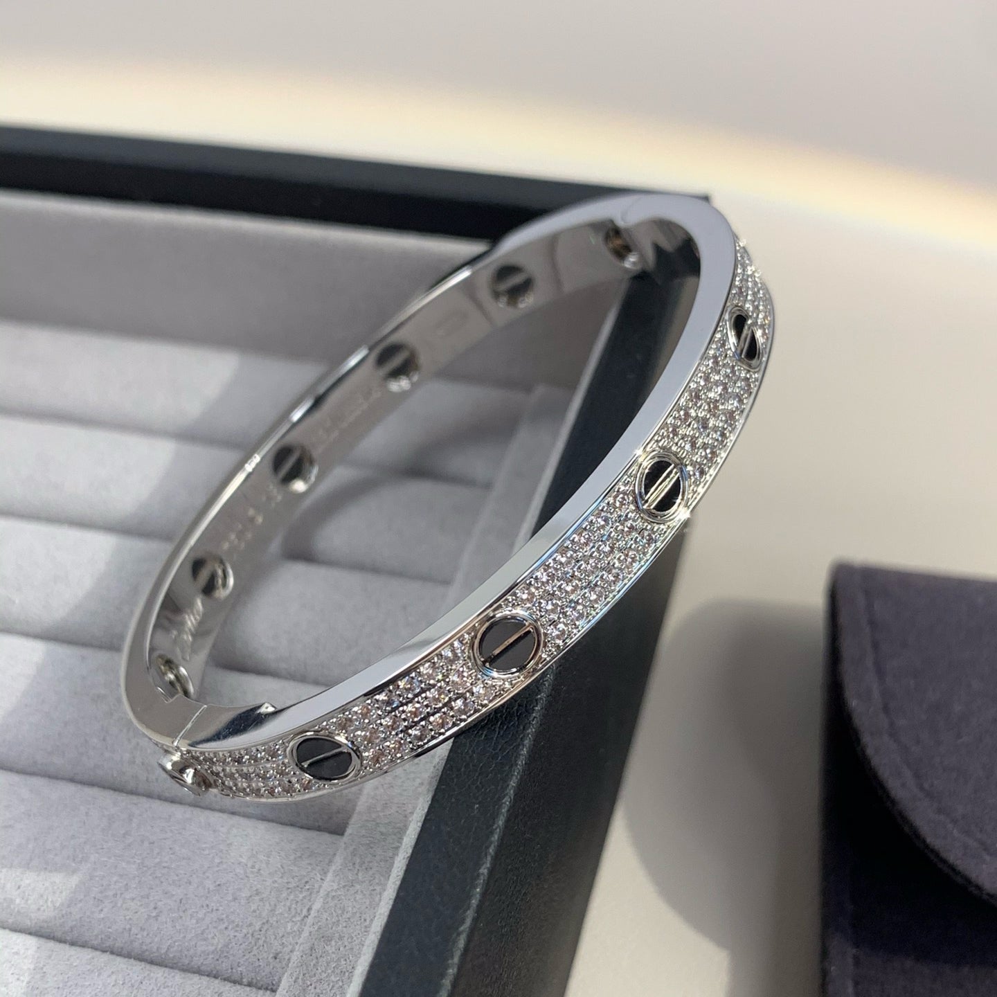 [Elowen Jewels]LOVE BRACELET 6.1MM DIAMOND-PAVED CERAMIC