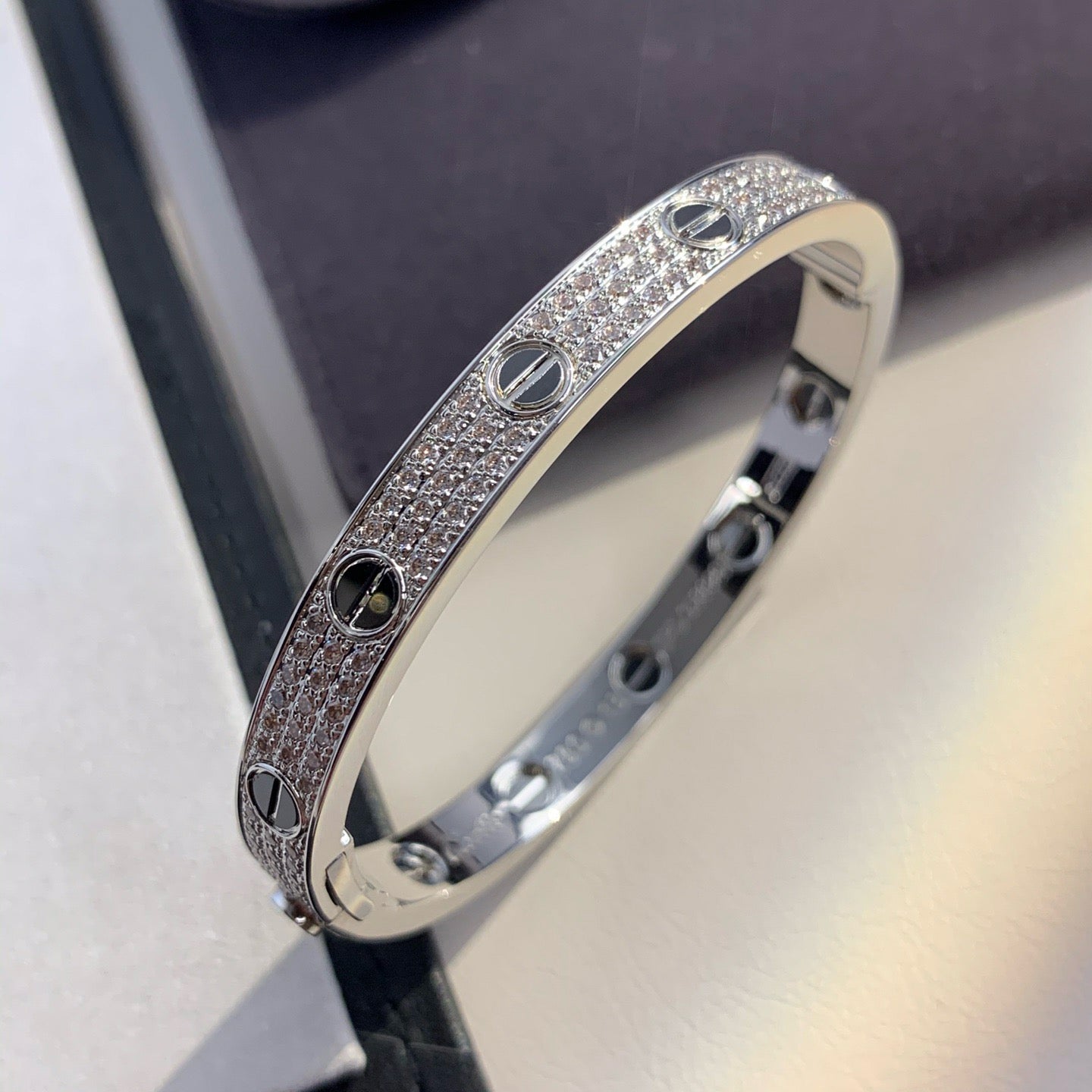 [Elowen Jewels]LOVE BRACELET 6.1MM DIAMOND-PAVED CERAMIC