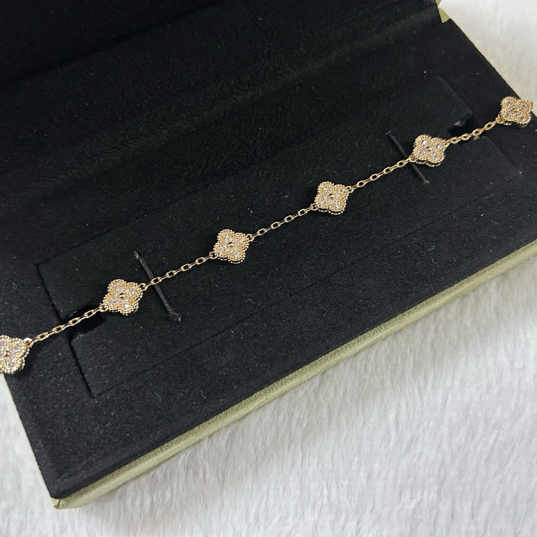 [Elowen Jewels]CLOVER 6 MOTIF DIAMOND BRACELET