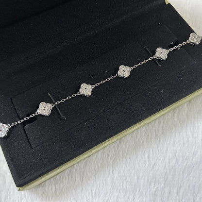 [Elowen Jewels]CLOVER 6 MOTIF DIAMOND BRACELET