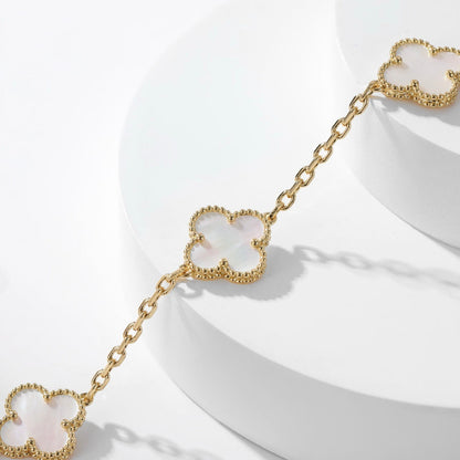 [Elowen Jewels]CLOVER 10 MOTIFS WHITE MOTHER OF PEARL NECKLACE