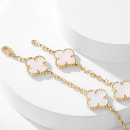 [Elowen Jewels]CLOVER 10 MOTIFS WHITE MOTHER OF PEARL NECKLACE