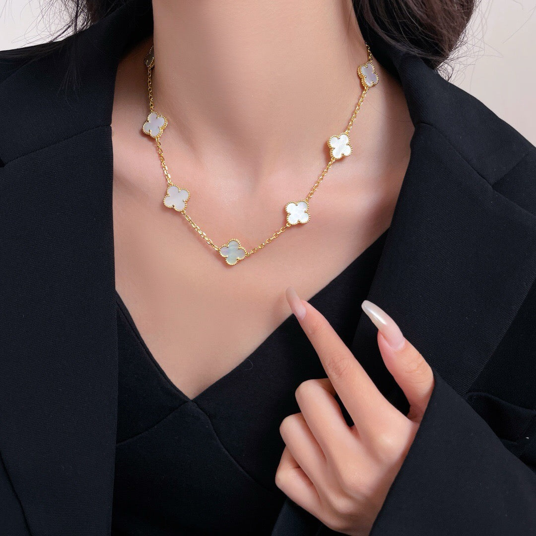 [Elowen Jewels]CLOVER 10 MOTIFS WHITE MOTHER OF PEARL NECKLACE