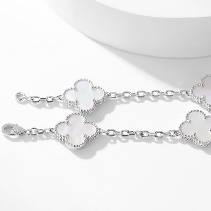 [Elowen Jewels]CLOVER 10 MOTIFS WHITE MOTHER OF PEARL NECKLACE