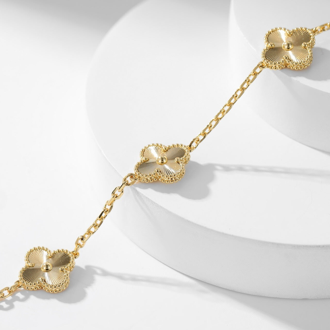 [Elowen Jewels]CLOVER 10 MOTIFS LASER NECKLACE