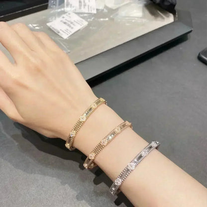 [Elowen Jewels]CLOVER BRACELET 4MM DIAMONDS