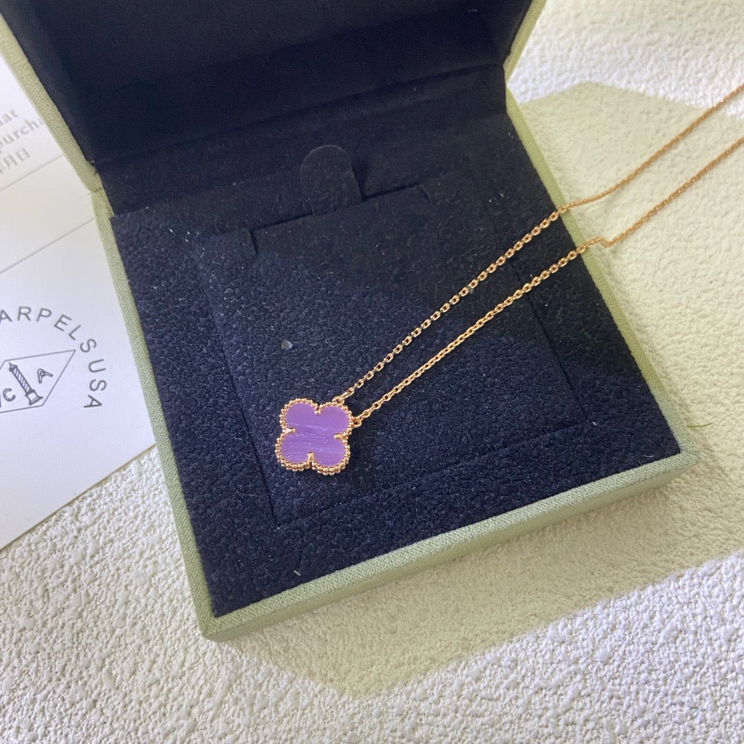 [Elowen Jewels]CLOVER 15MM  PURPLE VIOLET NECKLACE