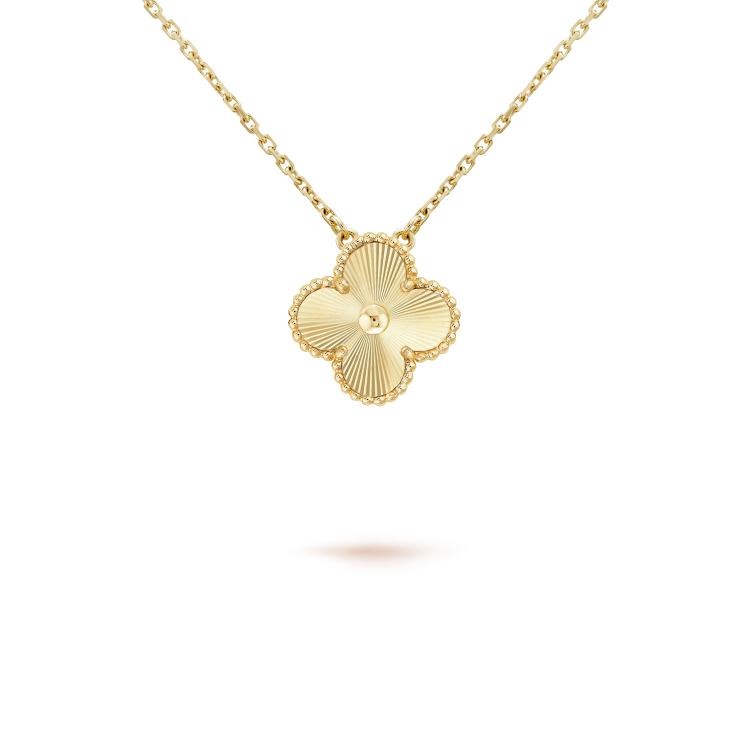 [Elowen Jewels]CLOVER 15MM LASER NECKLACE