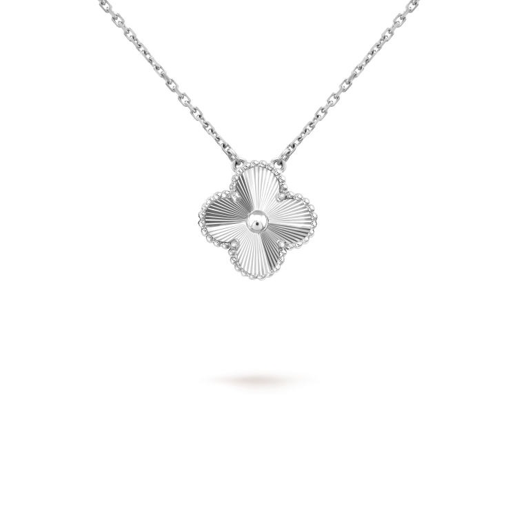 [Elowen Jewels]CLOVER 15MM LASER NECKLACE SILVER