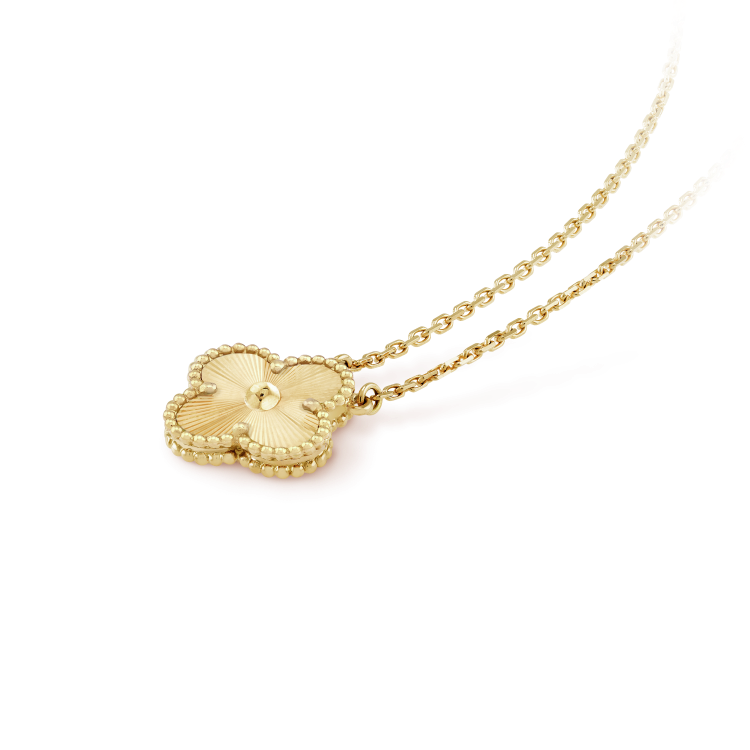 [Elowen Jewels]CLOVER 15MM LASER NECKLACE