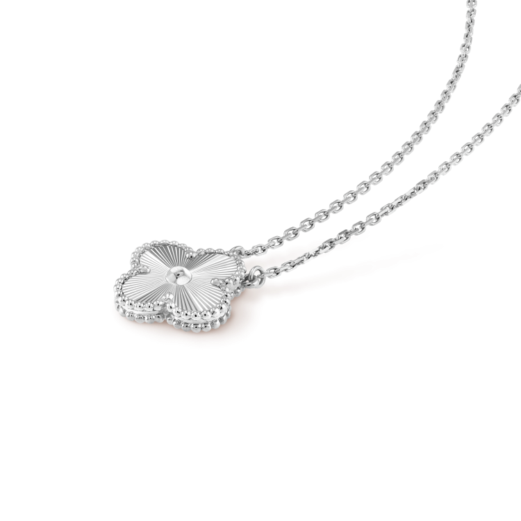 [Elowen Jewels]CLOVER 15MM LASER NECKLACE SILVER