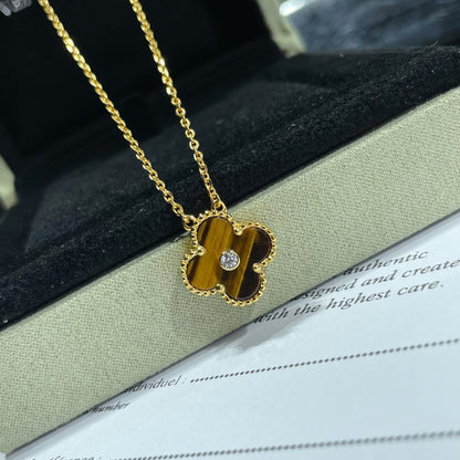 [Elowen Jewels]CLOVER 15MM DIAMOND AND YELLOW TIGER'S EYE AGATE necklace
