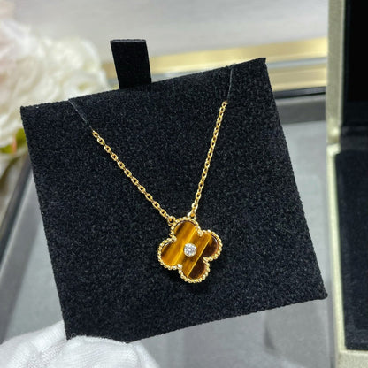 [Elowen Jewels]CLOVER 15MM DIAMOND AND YELLOW TIGER'S EYE AGATE necklace