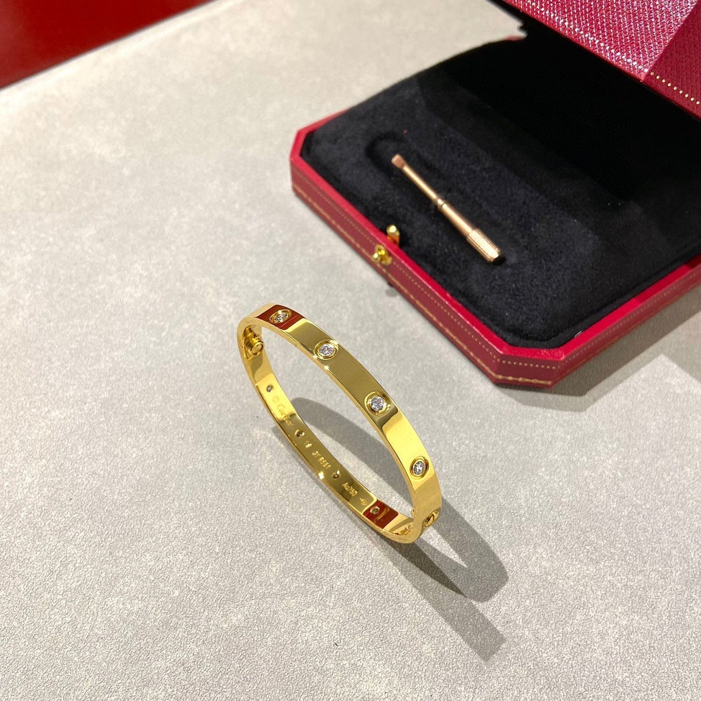 [Elowen Jewels]LOVE BRACELET 6.1MM 10 DIAMONDS