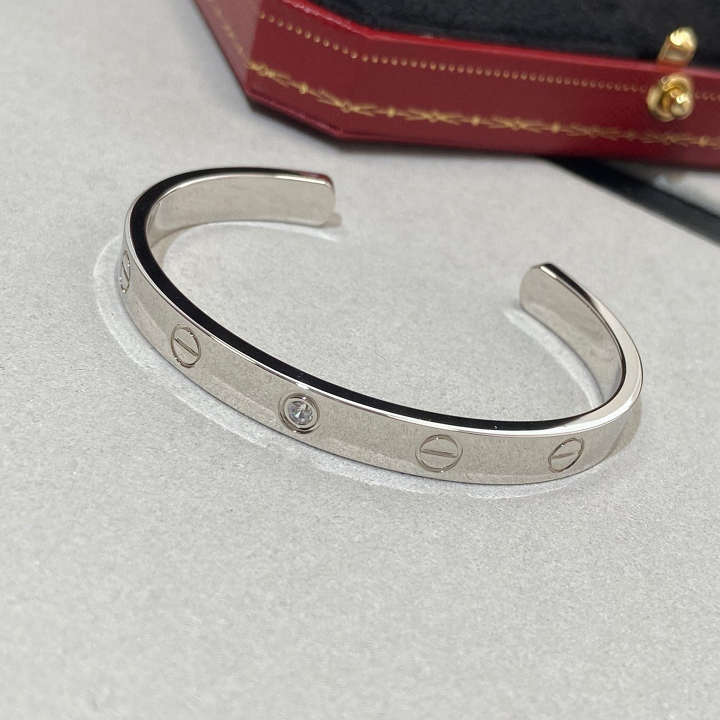[Elowen Jewels]LOVE BRACELET 6.1MM 1 DIAMOND OPEN CUFF
