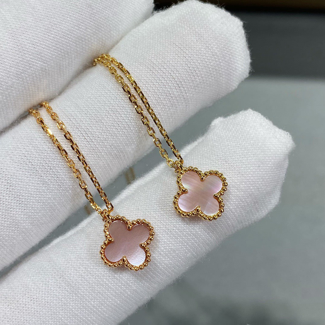[Elowen Jewels]CLOVER 9.5MM PINK MOTHER OF PEARL SINGLE FLOWER NECKLACE