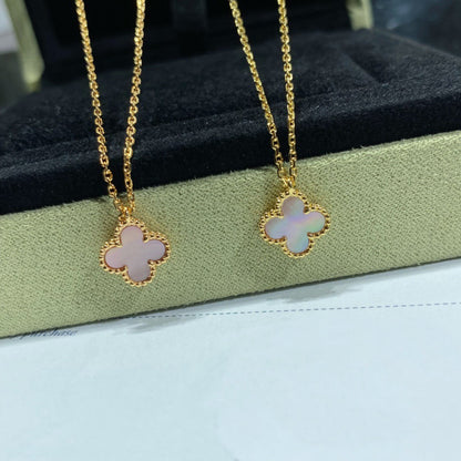 [Elowen Jewels]CLOVER 9.5MM PINK MOTHER OF PEARL SINGLE FLOWER NECKLACE