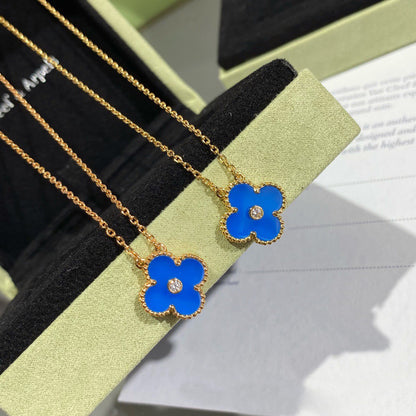 [Elowen Jewels]CLOVER 15MM DIAMOND AND BLUE AGATE NECKLACE