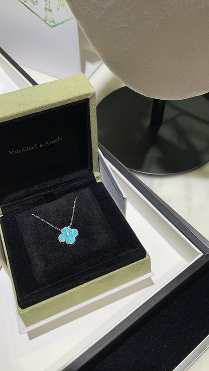 [Elowen Jewels]CLOVER 15MM DIAMOND SVRES PORCELAIN  NECKLACE SILVER