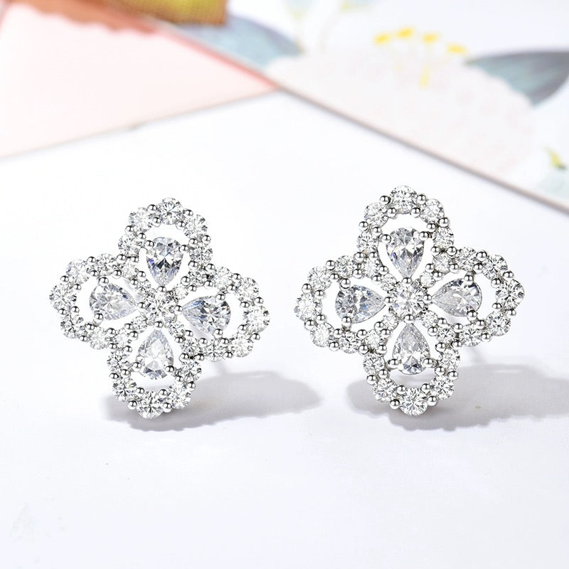 [Elowen Jewels]LOOP EARRINGS FULL MOTIF DIAMOND 16MM