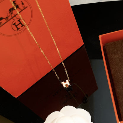 [Elowen Jewels]H WHITE SQUARE GOLD NECKLACE