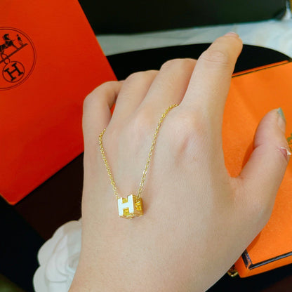 [Elowen Jewels]H WHITE SQUARE GOLD NECKLACE