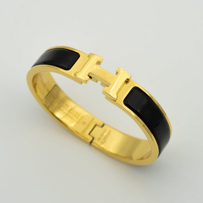 [Elowen Jewels]H BLACK BRACELET