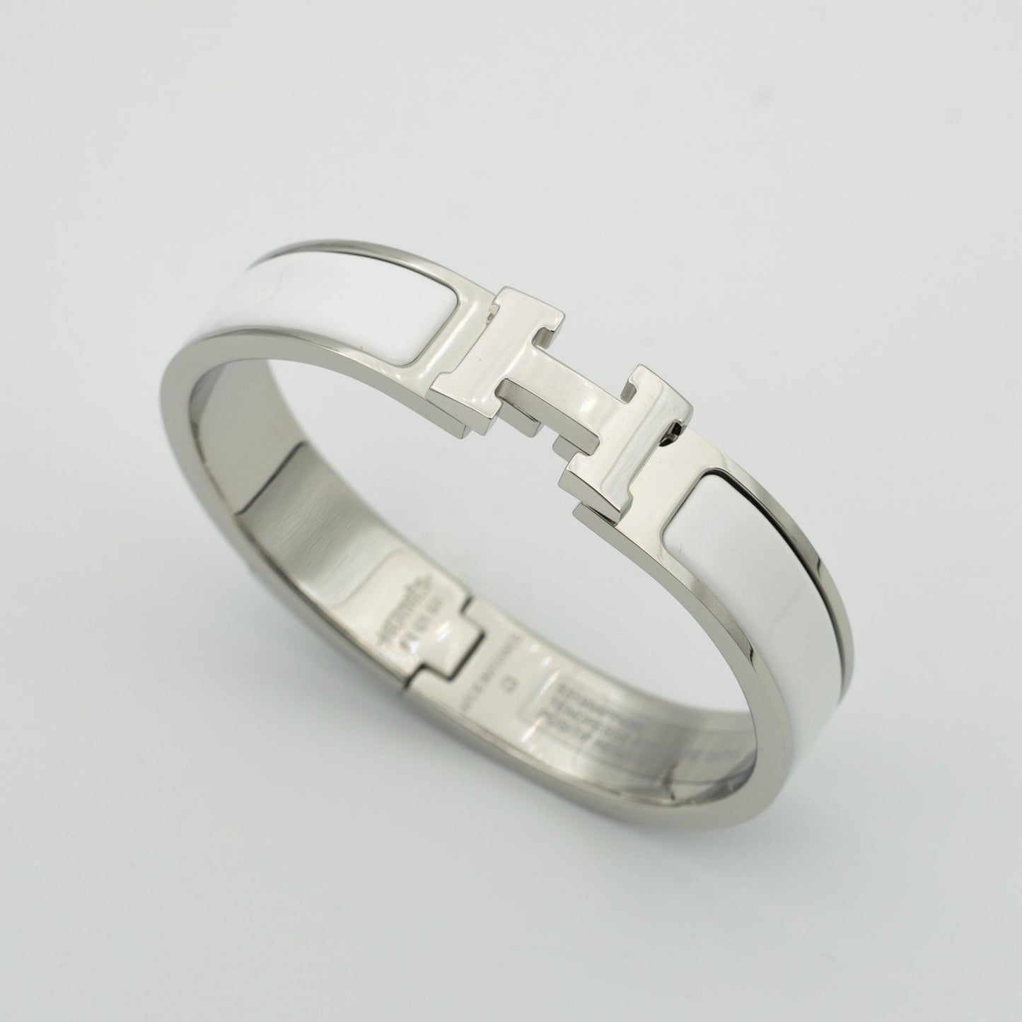 [Elowen Jewels]H WHITE BRACELET