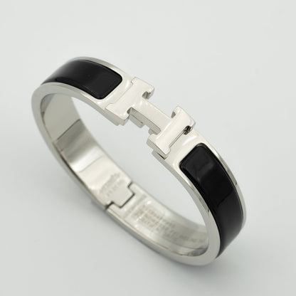 [Elowen Jewels]H BLACK BRACELET