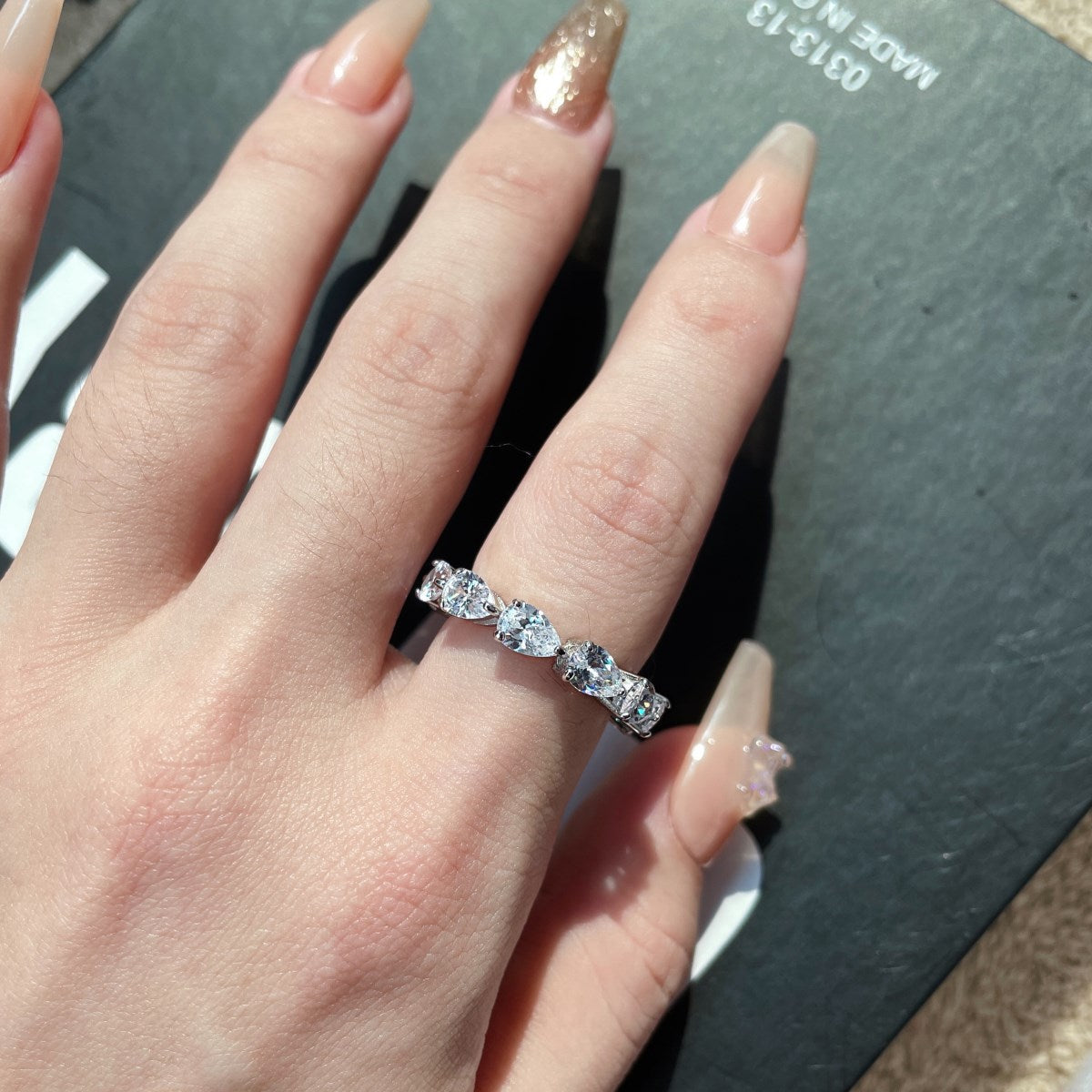 [Elowen Jewels]Exquisite Pear Cut Tennis Ring