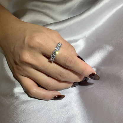 [Elowen Jewels]Gorgeous Round Cut Tennis Ring