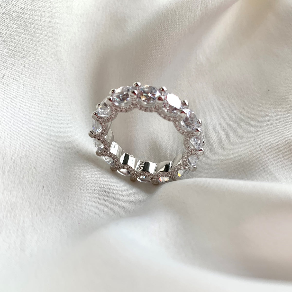 [Elowen Jewels]Gorgeous Round Cut Tennis Ring
