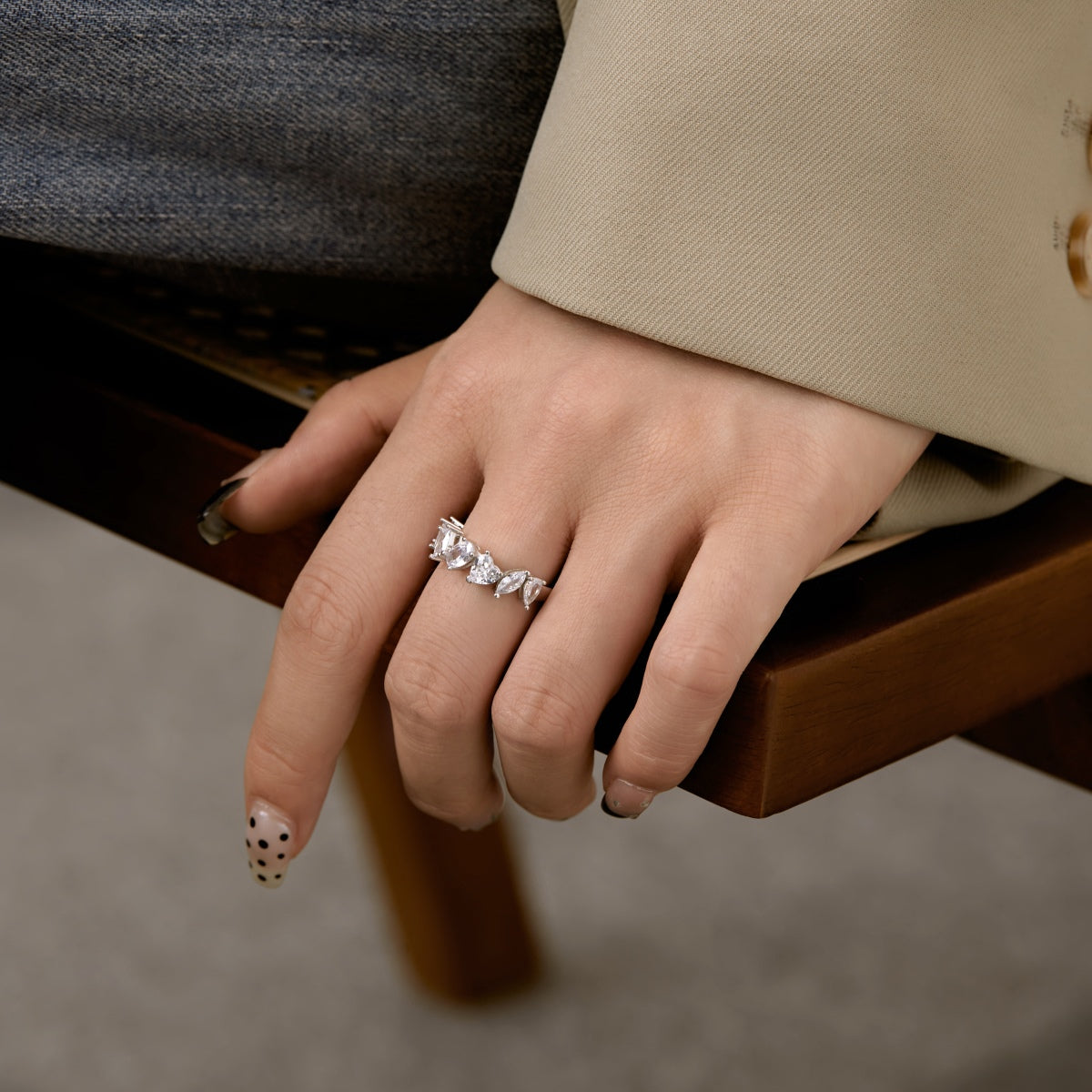 [Elowen Jewels]Delicate Multi Cut Ring