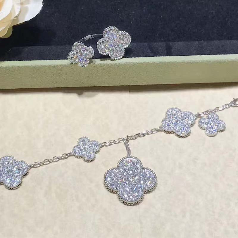 [Elowen Jewels]CLOVER 6 MOTIFS SILVER DIAMOND BRACELET