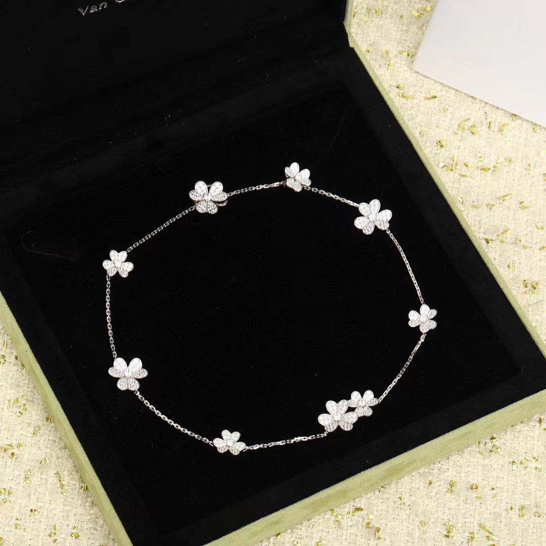 [Elowen Jewels]FRIVOLE SILVER 9 FLOWERS NECKLACE
