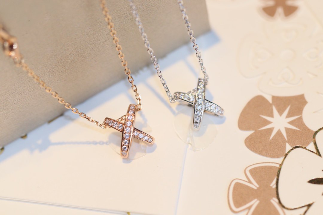 [Elowen Jewels]JEUX DE DIAMOND NECKLACE