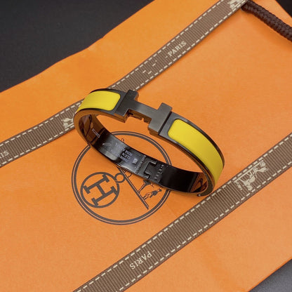 [Elowen Jewels]CLIC HM SO BLACK YELLOW BRACELET