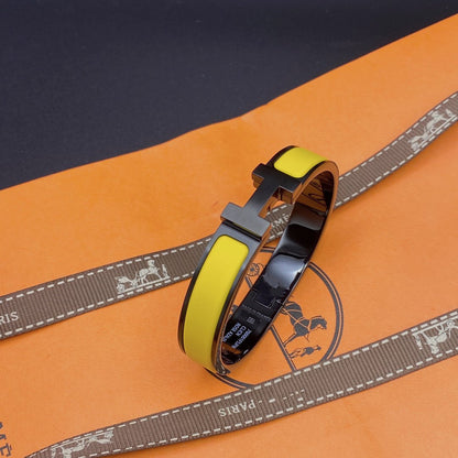 [Elowen Jewels]CLIC HM SO BLACK YELLOW BRACELET