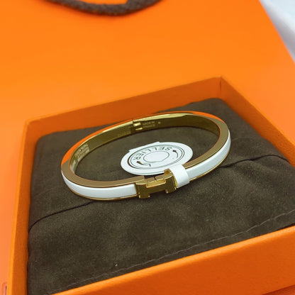 [Elowen Jewels]CLASSIC HM CLIC WHITE 8MM ENAMEL BRACELET