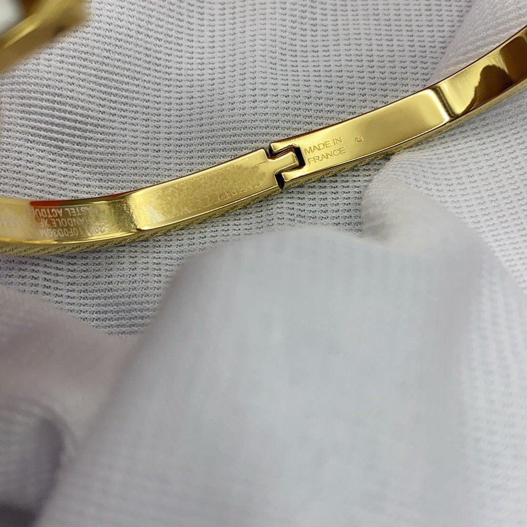 [Elowen Jewels]CLASSIC HM CLIC WHITE 8MM ENAMEL BRACELET