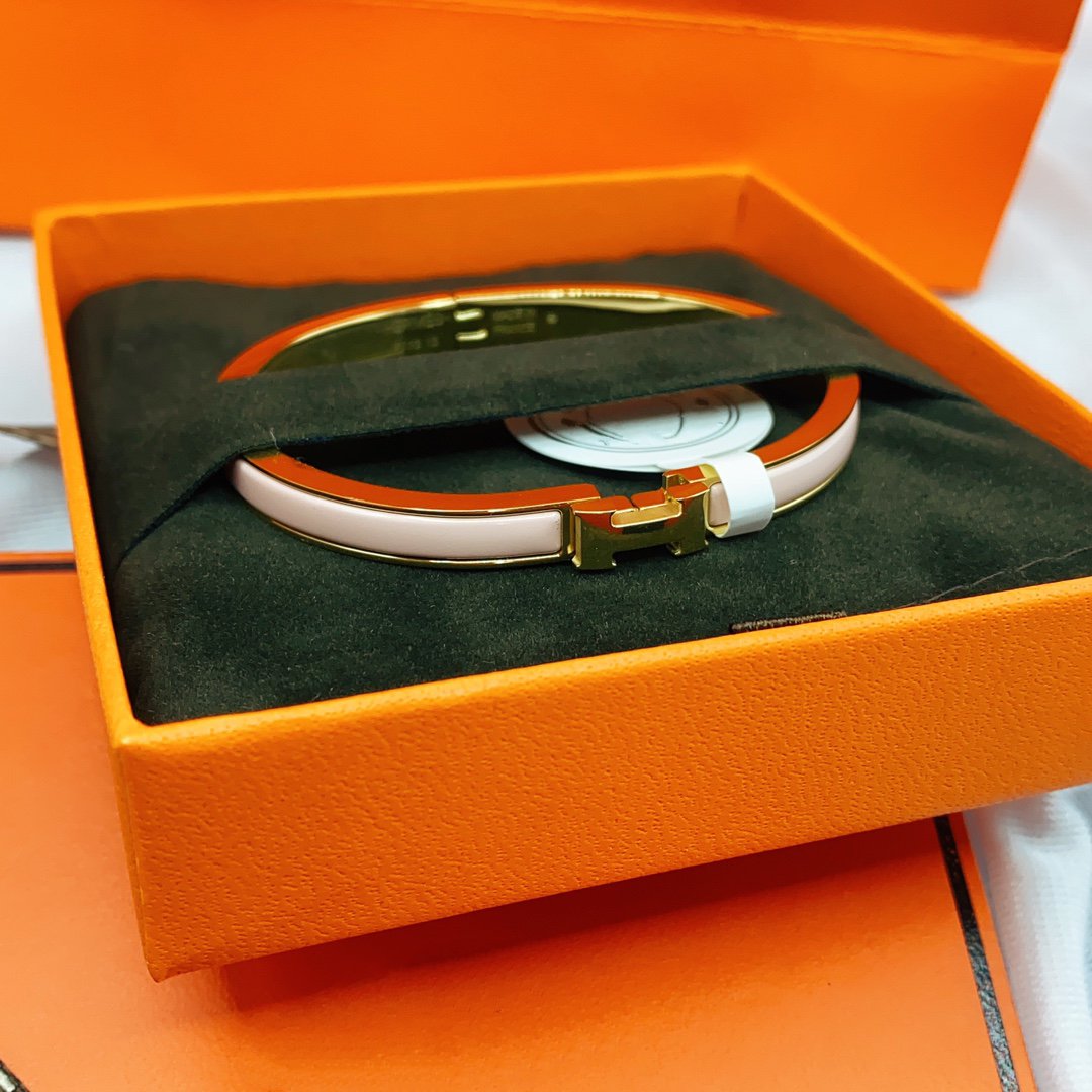 [Elowen Jewels]CLASSIC HM CLIC  PINK 8MM ENAMEL BRACELET