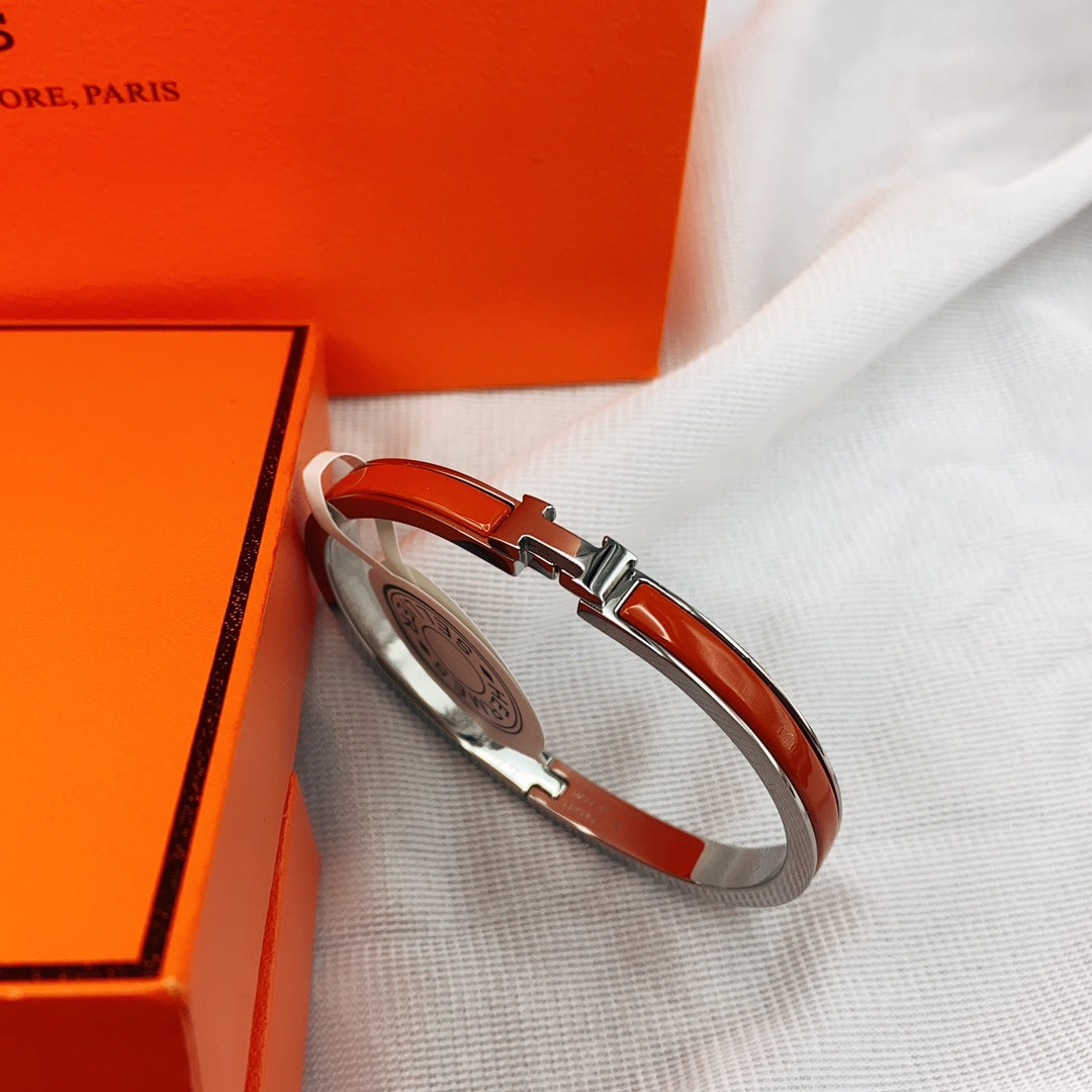 [Elowen Jewels]CLASSIC HM CLIC RED 8MM ENAMEL BRACELET