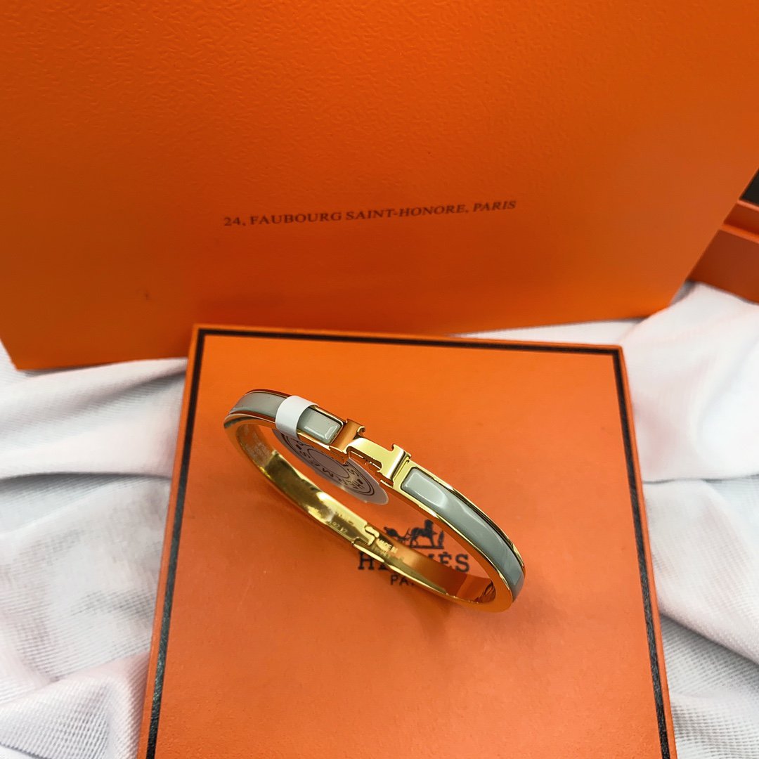 [Elowen Jewels]CLASSIC HM CLIC GREEN 8MM ENAMEL BRACELET