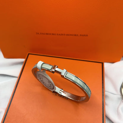 [Elowen Jewels]CLASSIC HM CLIC GREEN 8MM ENAMEL BRACELET