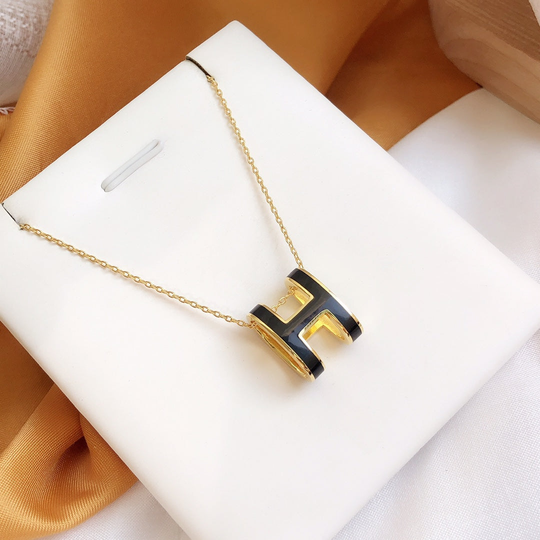 [Elowen Jewels]HM CLIC BLACK ENAMEL GOLD NECKLACE