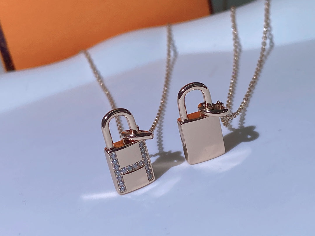 [Elowen Jewels]HM ADVANCED NICHE LOCK HEAD NECKLACE DIAMONDS